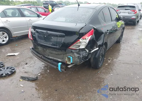 2015 Nissan Versa 1.6 S из США, поврежденный, VIN 3N1CN7AP5FL862258